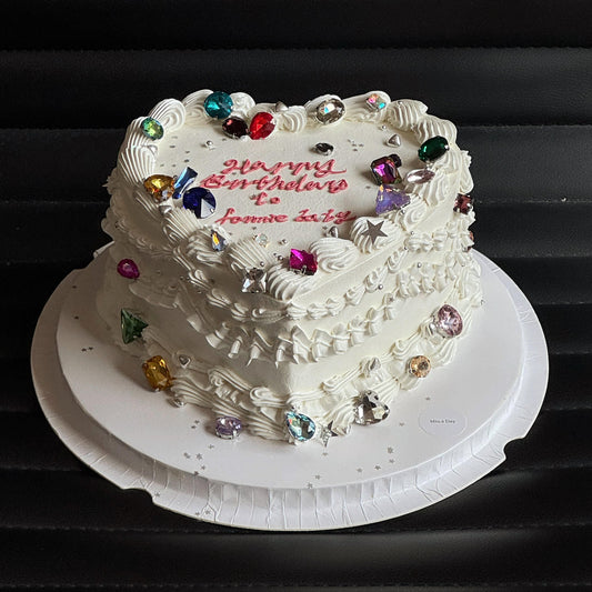 Customizable White Raised Round Cake Boards