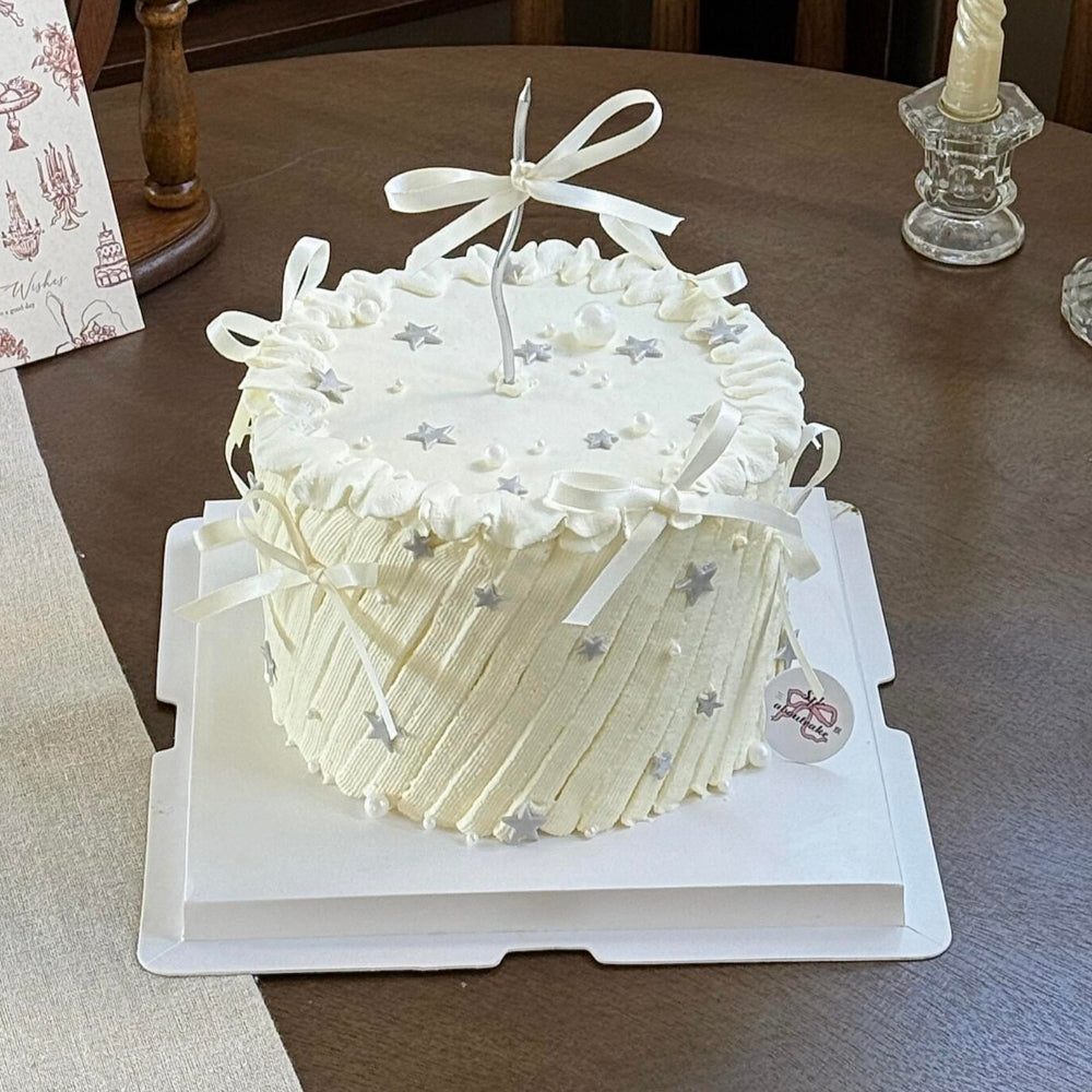 Customizable White Raised Square Cake Boards