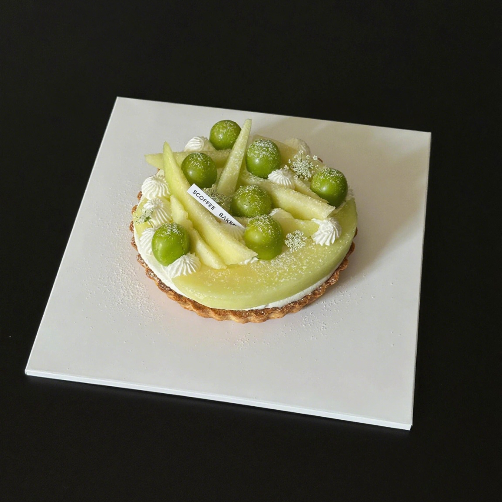 Customizable White Square Cake Boards