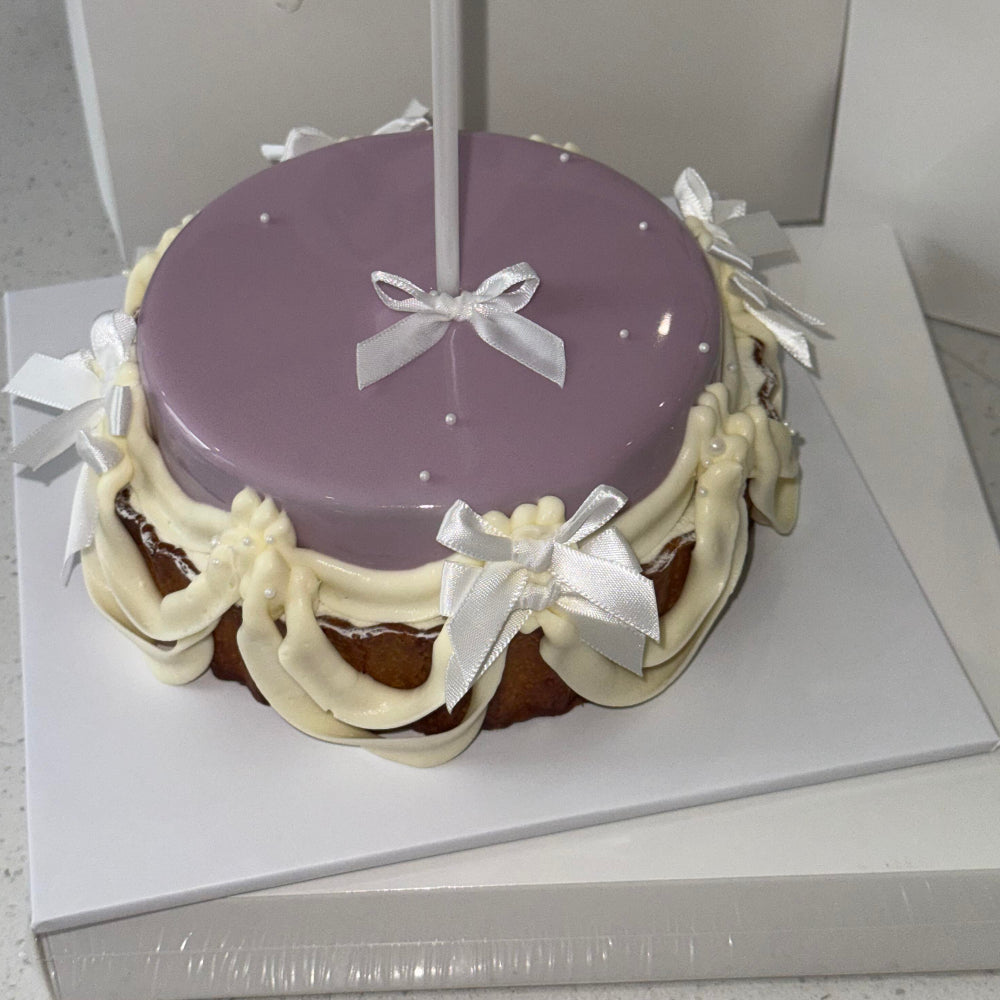 Customizable White Square Cake Boards