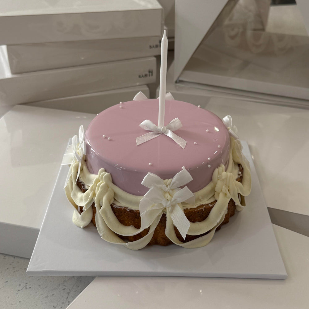 Customizable White Square Cake Boards