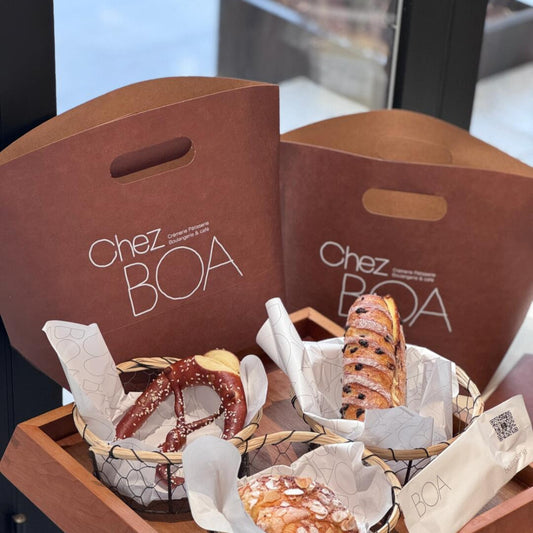 Die-Cut Handle Paper Bag – Eco-Friendly Shopping & Takeaway Bag