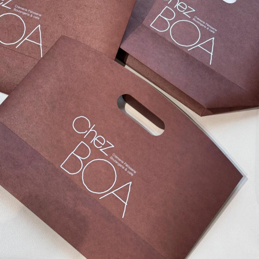 Die-Cut Handle Paper Bag – Eco-Friendly Shopping & Takeaway Bag