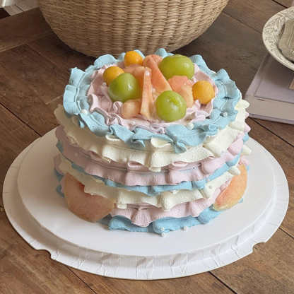 Customizable White Raised Round Cake Boards