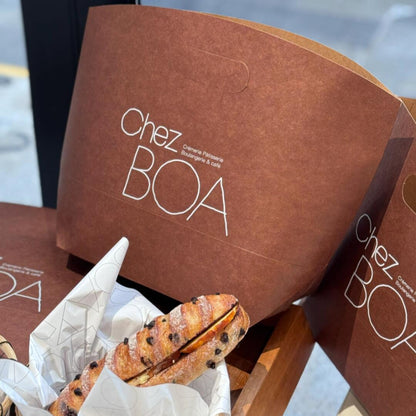 Die-Cut Handle Paper Bag – Eco-Friendly Shopping & Takeaway Bag